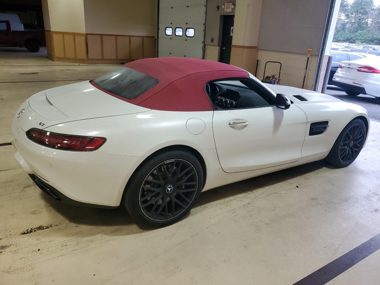 Photo 2 VIN: WDDYK7HA2JA018312 - MERCEDES-BENZ AMG GT 