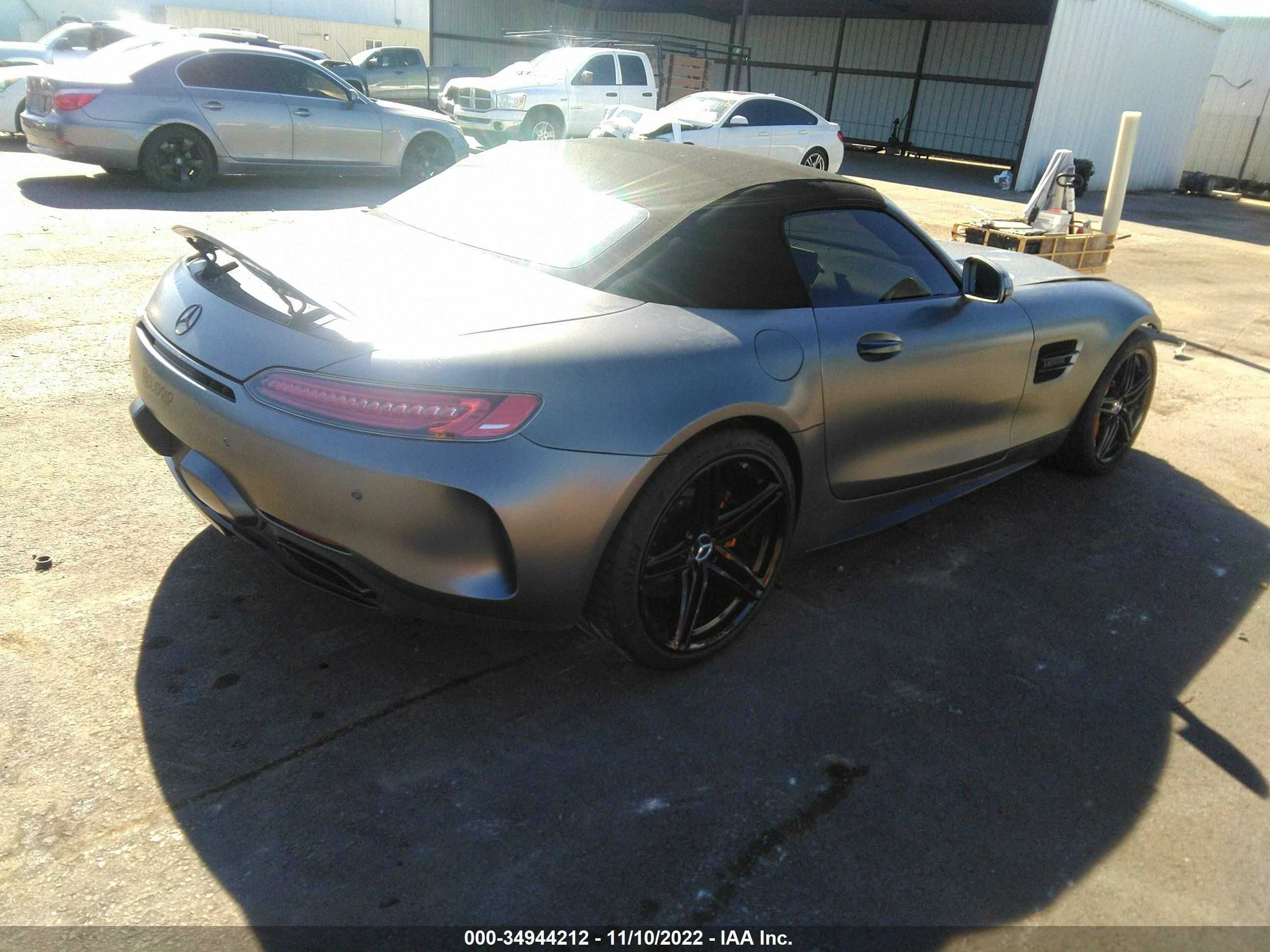 Photo 3 VIN: WDDYK8AA0JA014484 - MERCEDES-BENZ AMG GT 