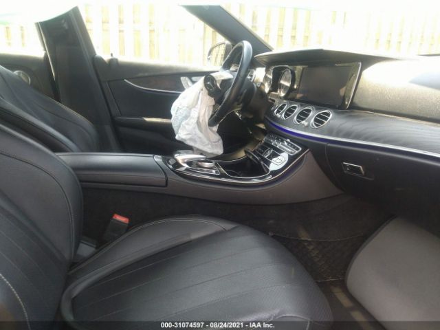 Photo 4 VIN: WDDZF4JB0HA021472 - MERCEDES-BENZ E-CLASS 