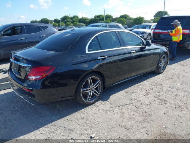 Photo 3 VIN: WDDZF4JB0JA333815 - MERCEDES-BENZ E-CLASS 