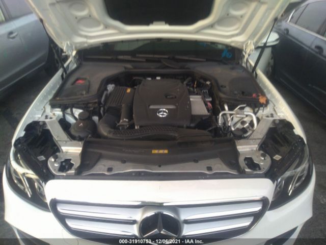 Photo 9 VIN: WDDZF4JB1JA389181 - MERCEDES-BENZ E-CLASS 