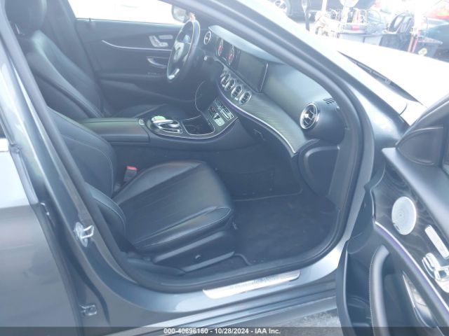 Photo 4 VIN: WDDZF4JB1JA401586 - MERCEDES-BENZ E-CLASS 