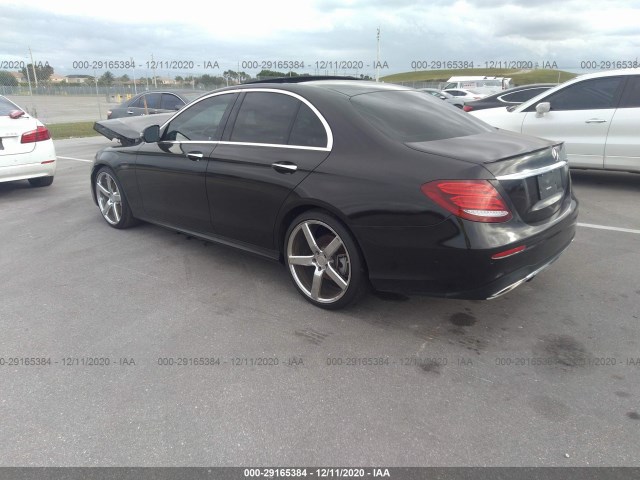 Photo 2 VIN: WDDZF4JB1JA471458 - MERCEDES-BENZ E-CLASS 