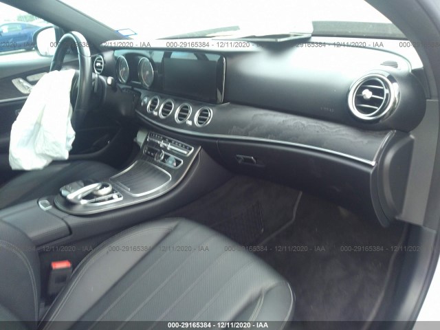 Photo 4 VIN: WDDZF4JB1JA471458 - MERCEDES-BENZ E-CLASS 