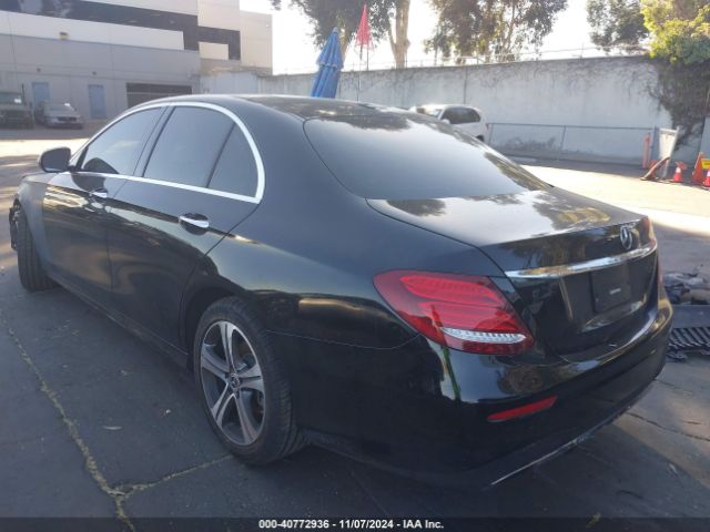 Photo 2 VIN: WDDZF4JB1KA525911 - MERCEDES-BENZ E-CLASS 