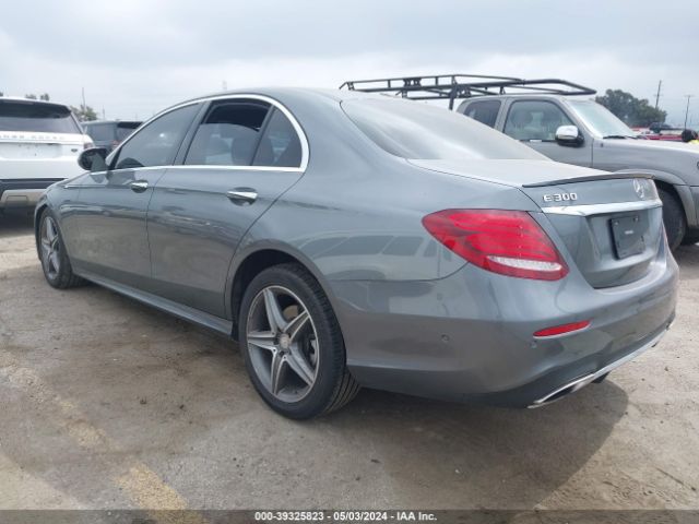 Photo 2 VIN: WDDZF4JB2HA013437 - MERCEDES-BENZ E 