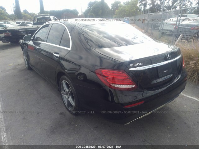 Photo 2 VIN: WDDZF4JB2HA027192 - MERCEDES-BENZ E-CLASS 