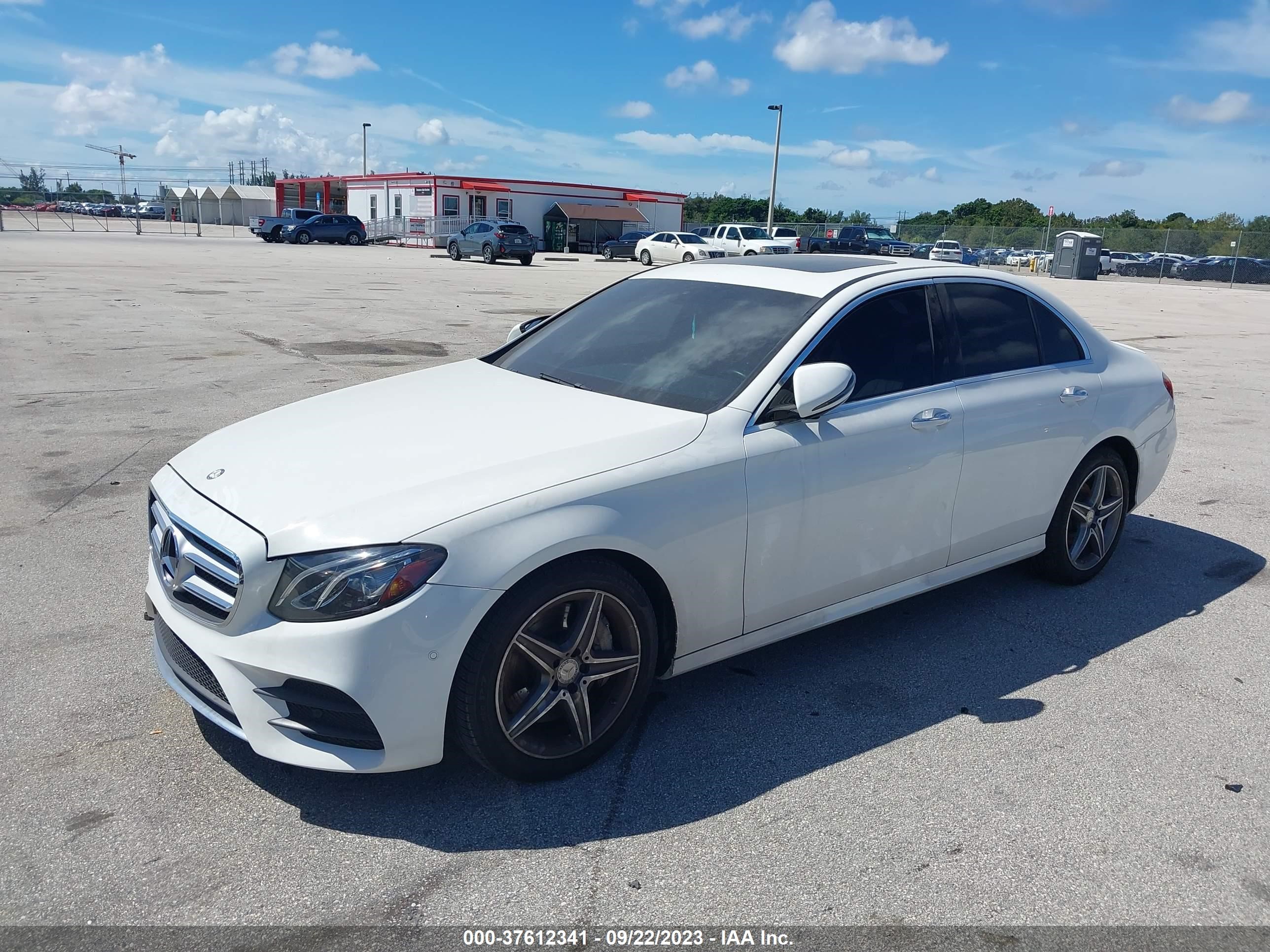 Photo 1 VIN: WDDZF4JB2HA037978 - MERCEDES-BENZ E-KLASSE 