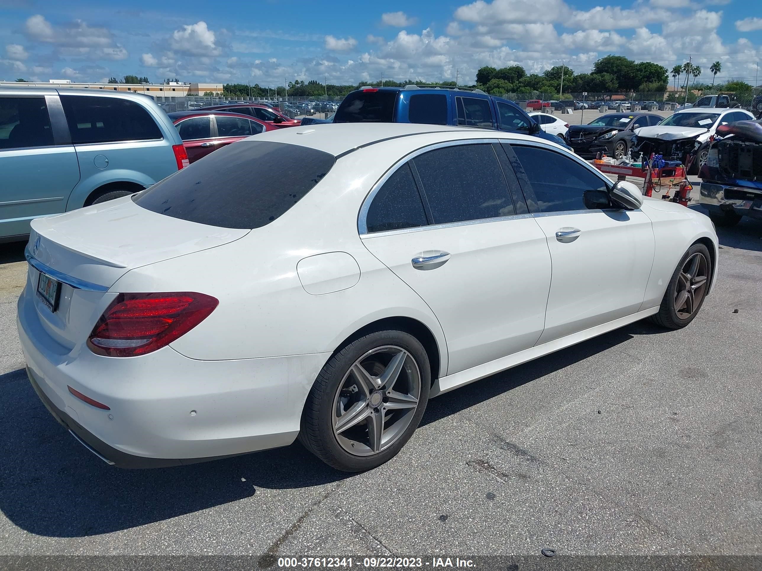 Photo 3 VIN: WDDZF4JB2HA037978 - MERCEDES-BENZ E-KLASSE 