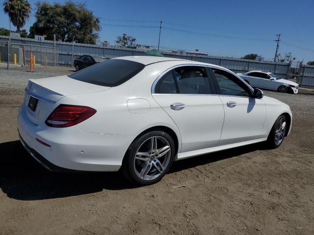 Photo 2 VIN: WDDZF4JB2JA325134 - MERCEDES-BENZ E-CLASS 