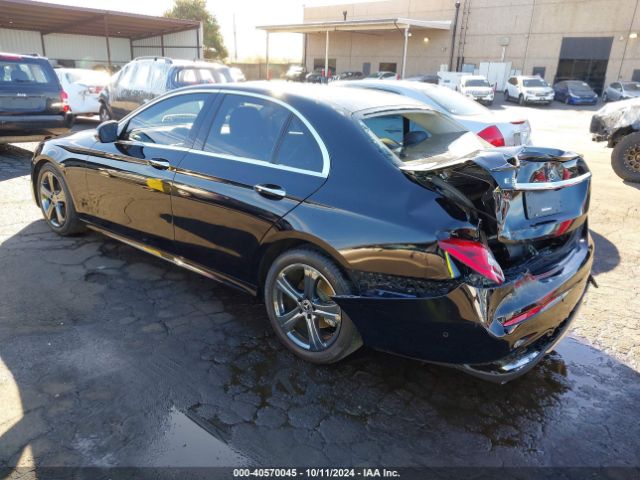 Photo 2 VIN: WDDZF4JB2JA345013 - MERCEDES-BENZ E-CLASS 