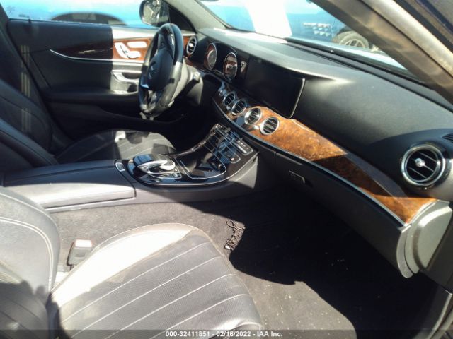 Photo 4 VIN: WDDZF4JB3HA018694 - MERCEDES-BENZ E-CLASS 