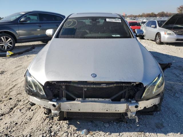 Photo 4 VIN: WDDZF4JB3HA070147 - MERCEDES-BENZ E-CLASS 