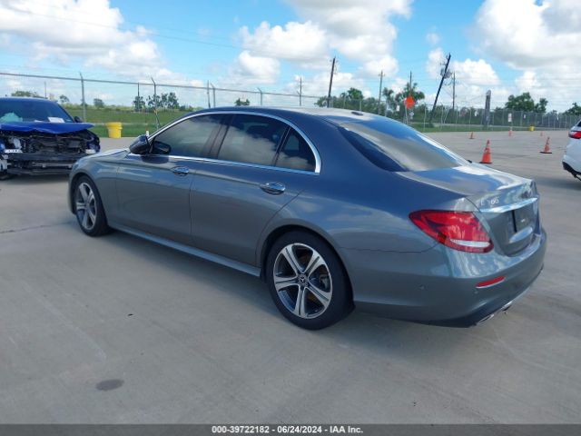 Photo 2 VIN: WDDZF4JB3HA259266 - MERCEDES-BENZ E-CLASS 