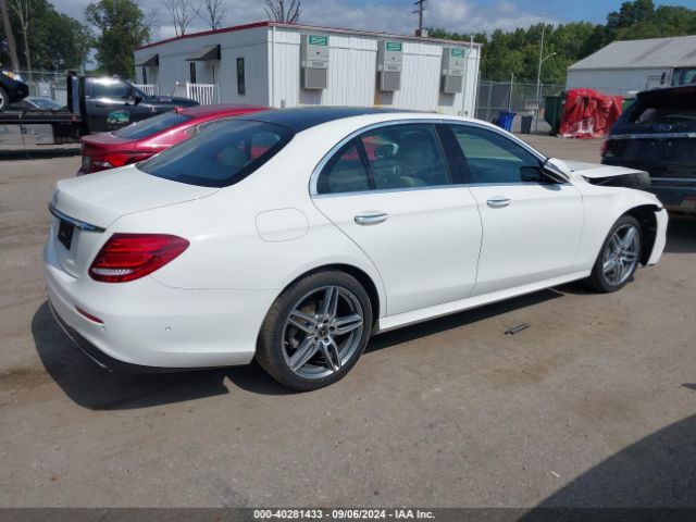 Photo 3 VIN: WDDZF4JB4JA442214 - MERCEDES-BENZ E-CLASS 