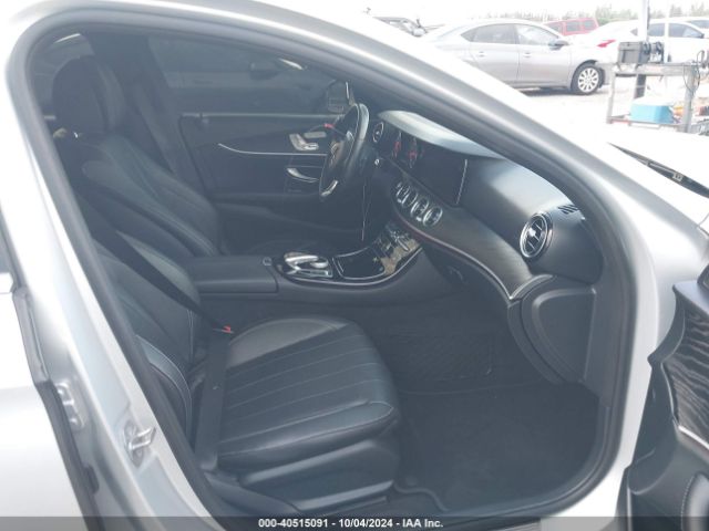 Photo 4 VIN: WDDZF4JB5HA105755 - MERCEDES-BENZ E-CLASS 