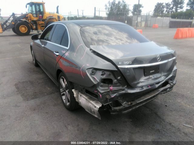 Photo 2 VIN: WDDZF4JB5JA373579 - MERCEDES-BENZ E-CLASS 