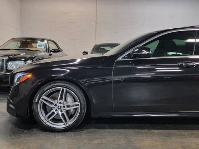 Photo 3 VIN: WDDZF4JB5JA390995 - MERCEDES-BENZ E-CLASS 