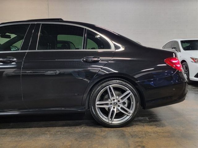 Photo 4 VIN: WDDZF4JB5JA390995 - MERCEDES-BENZ E-CLASS 