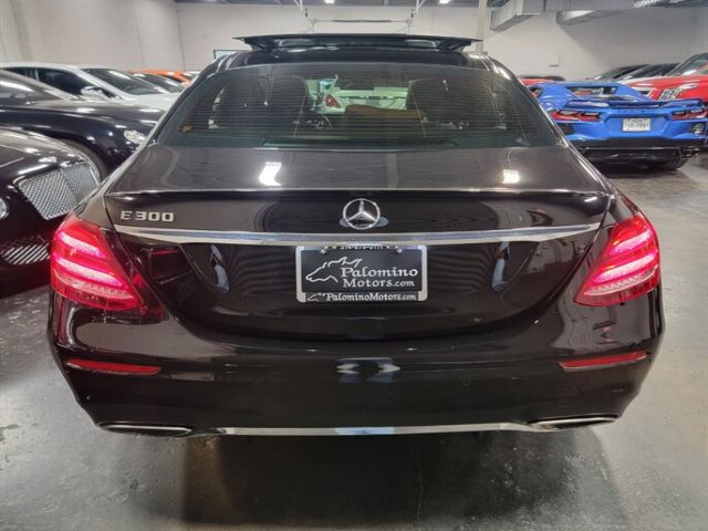 Photo 8 VIN: WDDZF4JB5JA390995 - MERCEDES-BENZ E-CLASS 