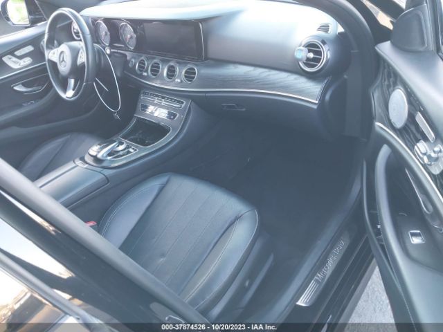 Photo 4 VIN: WDDZF4JB6JA348755 - MERCEDES-BENZ E-CLASS 