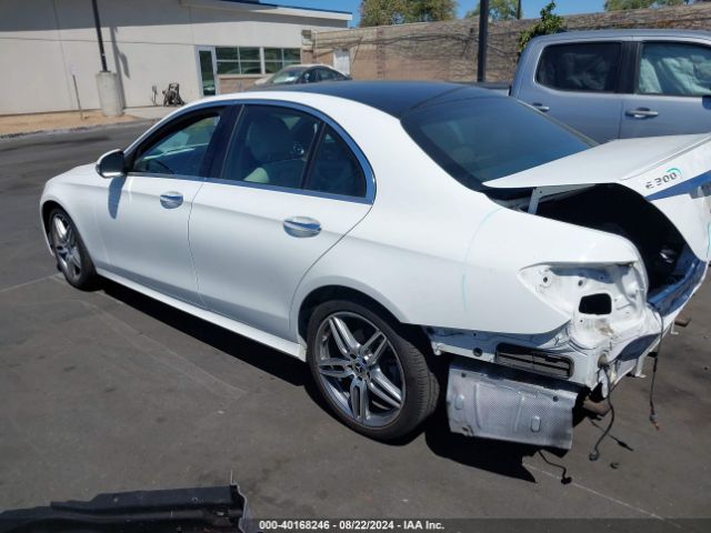 Photo 2 VIN: WDDZF4JB6JA364227 - MERCEDES-BENZ E-CLASS 