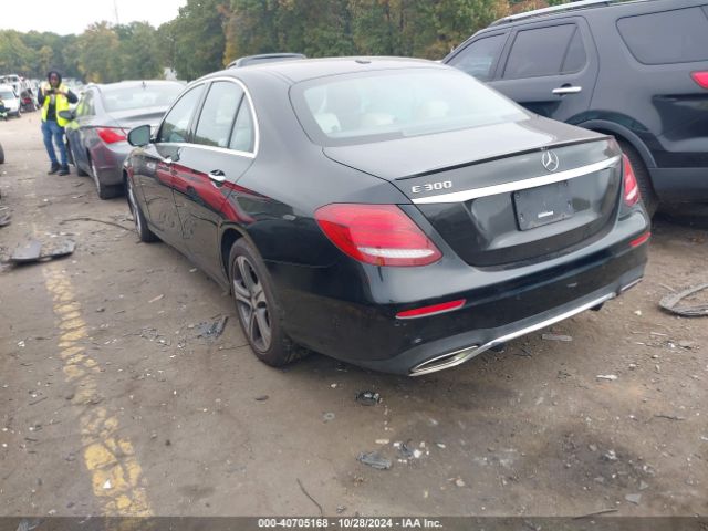 Photo 2 VIN: WDDZF4JB7HA089526 - MERCEDES-BENZ E-CLASS 