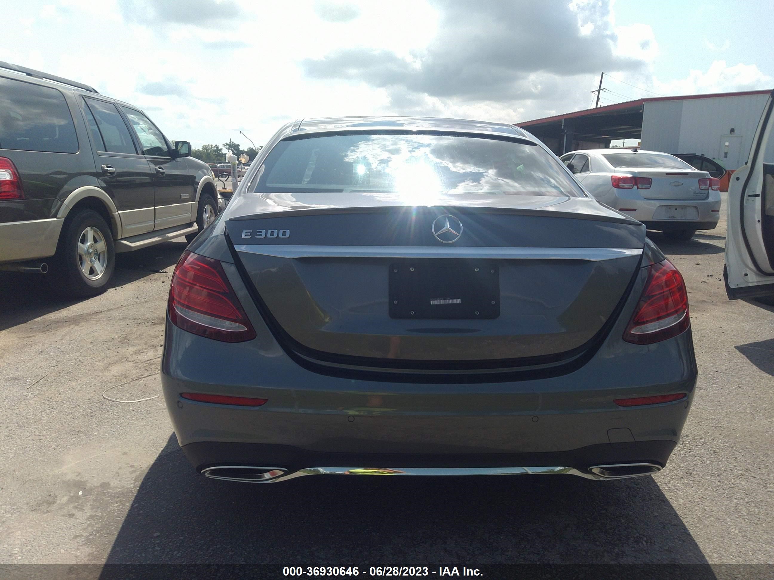 Photo 15 VIN: WDDZF4JB7HA116949 - MERCEDES-BENZ E-KLASSE 