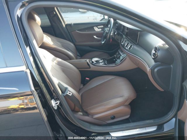 Photo 4 VIN: WDDZF4JB7HA170140 - MERCEDES-BENZ E-CLASS 