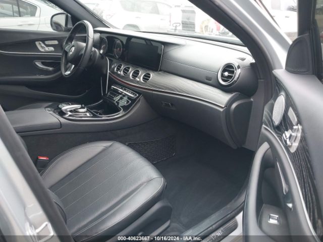 Photo 4 VIN: WDDZF4JB7HA211642 - MERCEDES-BENZ E-CLASS 