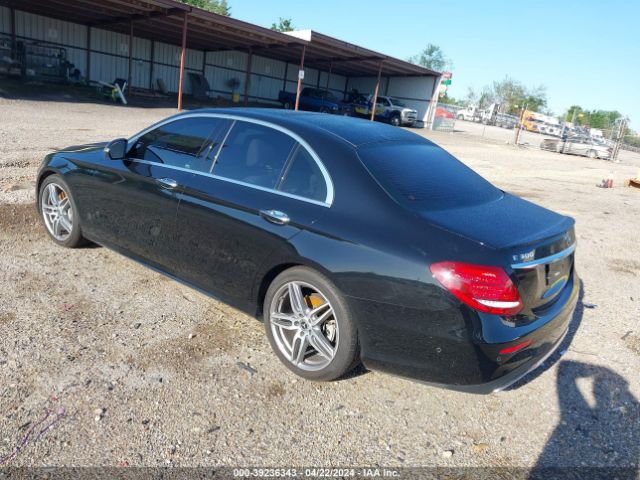 Photo 2 VIN: WDDZF4JB7HA285918 - MERCEDES-BENZ E 