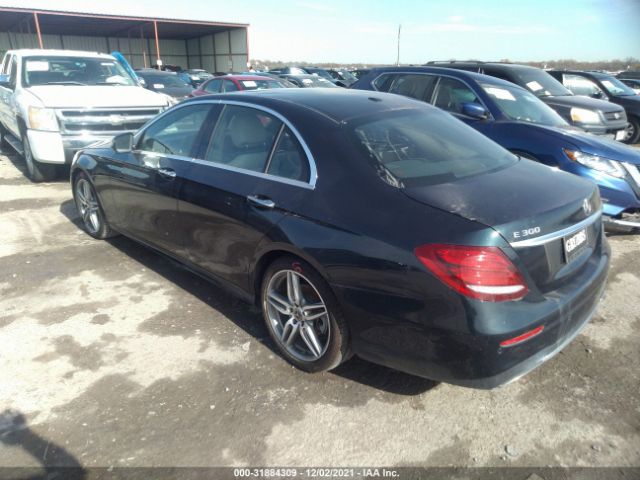 Photo 2 VIN: WDDZF4JB7JA389217 - MERCEDES-BENZ E-CLASS 