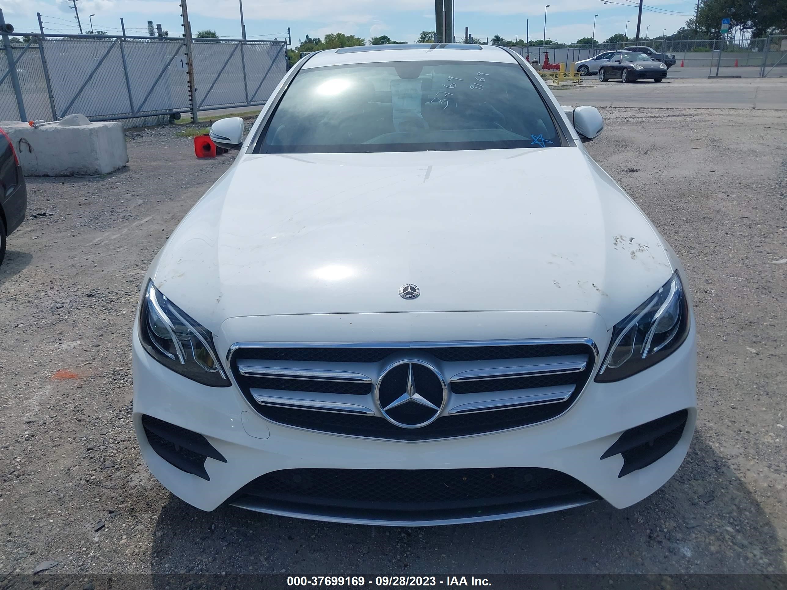 Photo 5 VIN: WDDZF4JB7JA426248 - MERCEDES-BENZ E-KLASSE 