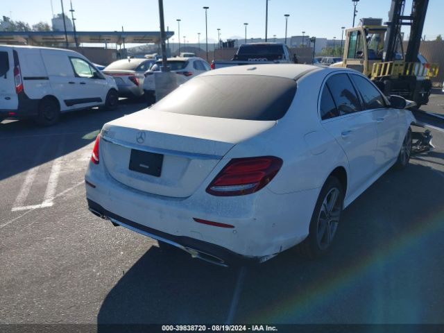 Photo 3 VIN: WDDZF4JB7JA427190 - MERCEDES-BENZ E-CLASS 