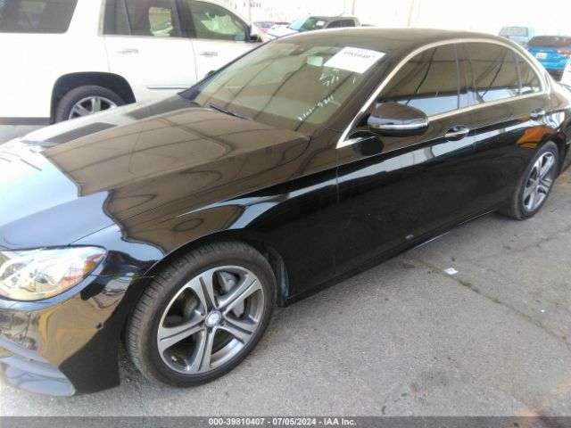 Photo 1 VIN: WDDZF4JB8HA059211 - MERCEDES-BENZ E-CLASS 