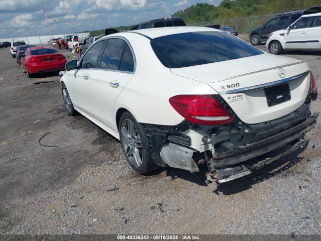 Photo 2 VIN: WDDZF4JB8HA102137 - MERCEDES-BENZ E-CLASS 