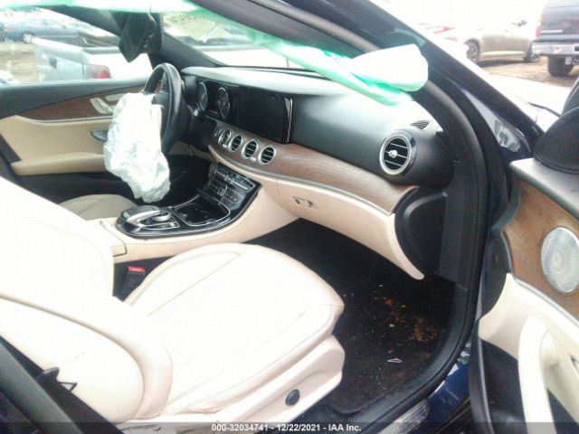 Photo 4 VIN: WDDZF4JB8HA220012 - MERCEDES-BENZ E-CLASS 