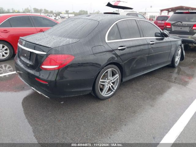 Photo 3 VIN: WDDZF4JB8JA337384 - MERCEDES-BENZ E-CLASS 