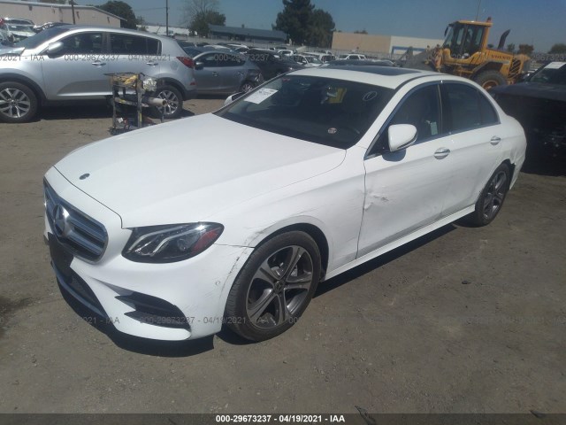 Photo 1 VIN: WDDZF4JB8JA352032 - MERCEDES-BENZ E-CLASS 