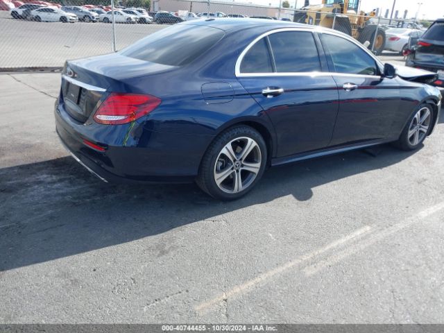 Photo 3 VIN: WDDZF4JB9HA241208 - MERCEDES-BENZ E-CLASS 