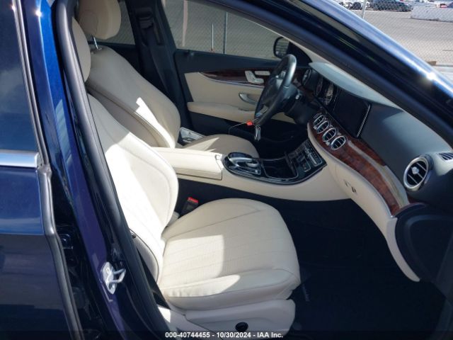 Photo 4 VIN: WDDZF4JB9HA241208 - MERCEDES-BENZ E-CLASS 