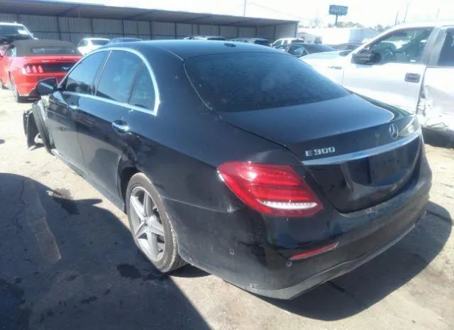 Photo 2 VIN: WDDZF4JBXHA027179 - MERCEDES-BENZ E-CLASS 