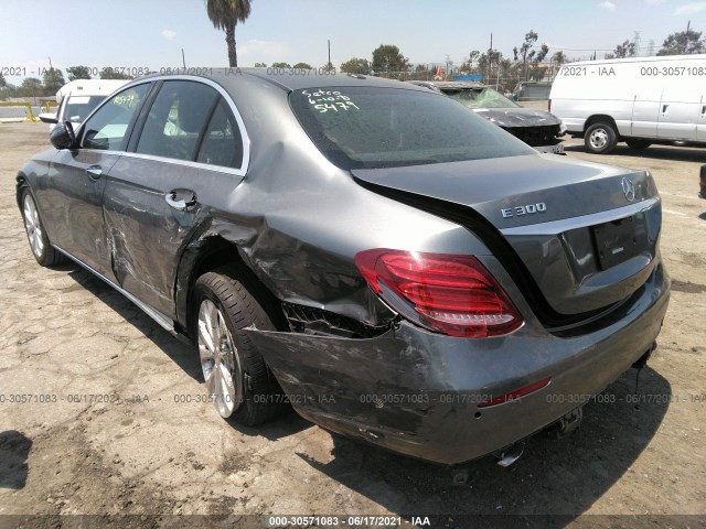 Photo 2 VIN: WDDZF4JBXHA086734 - MERCEDES-BENZ E-CLASS 