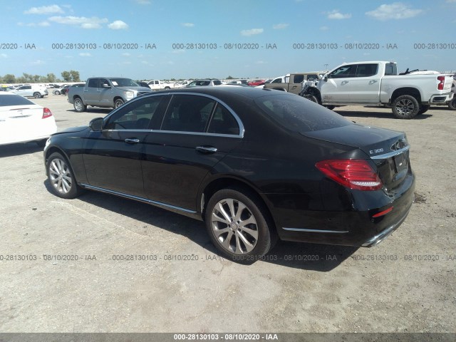 Photo 2 VIN: WDDZF4JBXHA091285 - MERCEDES-BENZ E-CLASS 