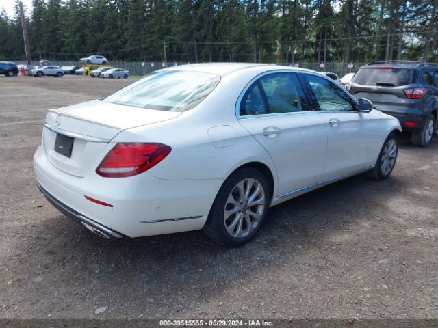 Photo 3 VIN: WDDZF4JBXHA255960 - MERCEDES-BENZ E-CLASS 