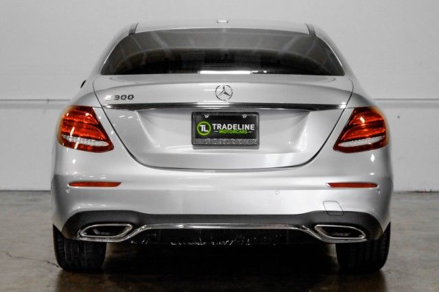 Photo 5 VIN: WDDZF4JBXJA430987 - MERCEDES-BENZ E-CLASS 