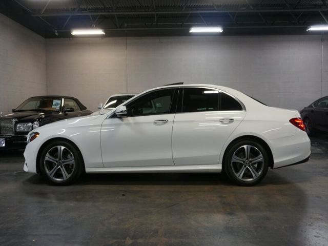 Photo 5 VIN: WDDZF4JBXJA487867 - MERCEDES-BENZ E-CLASS 