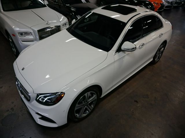 Photo 2 VIN: WDDZF4JBXJA487867 - MERCEDES-BENZ E-CLASS 