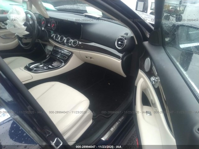 Photo 4 VIN: WDDZF4KB0HA157860 - MERCEDES-BENZ E-CLASS 