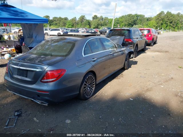 Photo 3 VIN: WDDZF4KB0HA209116 - MERCEDES-BENZ E-CLASS 